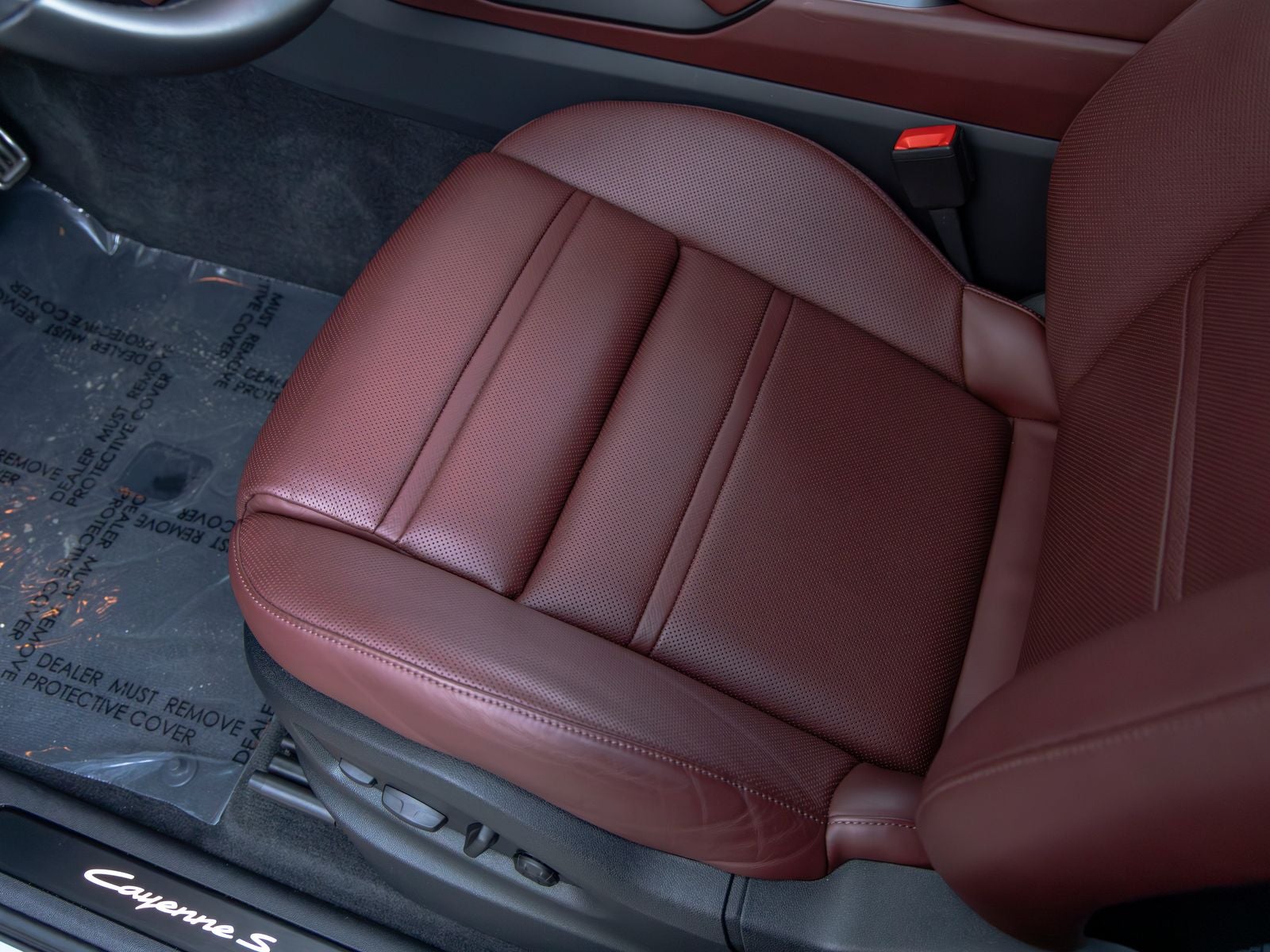 2024 Porsche Cayenne S Coupe