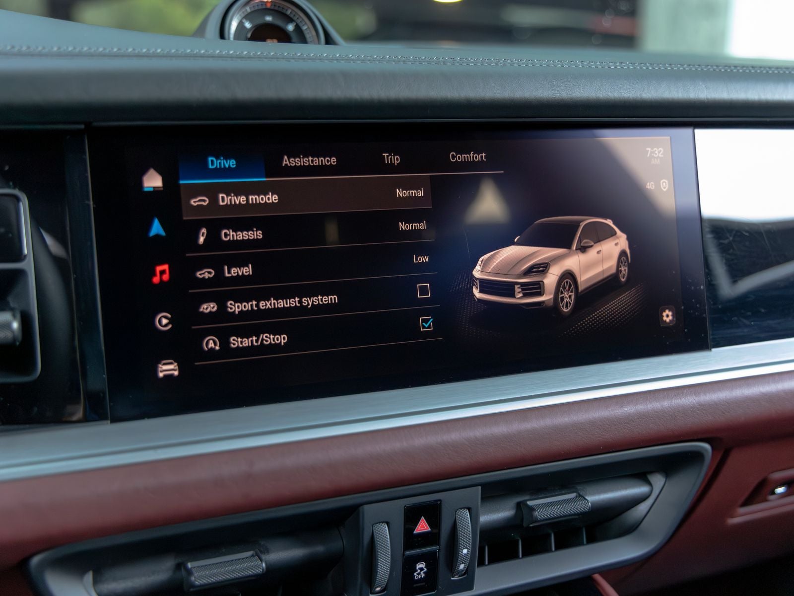 2024 Porsche Cayenne S Coupe