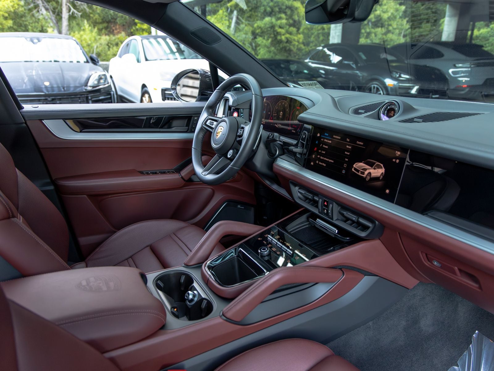 2024 Porsche Cayenne S Coupe