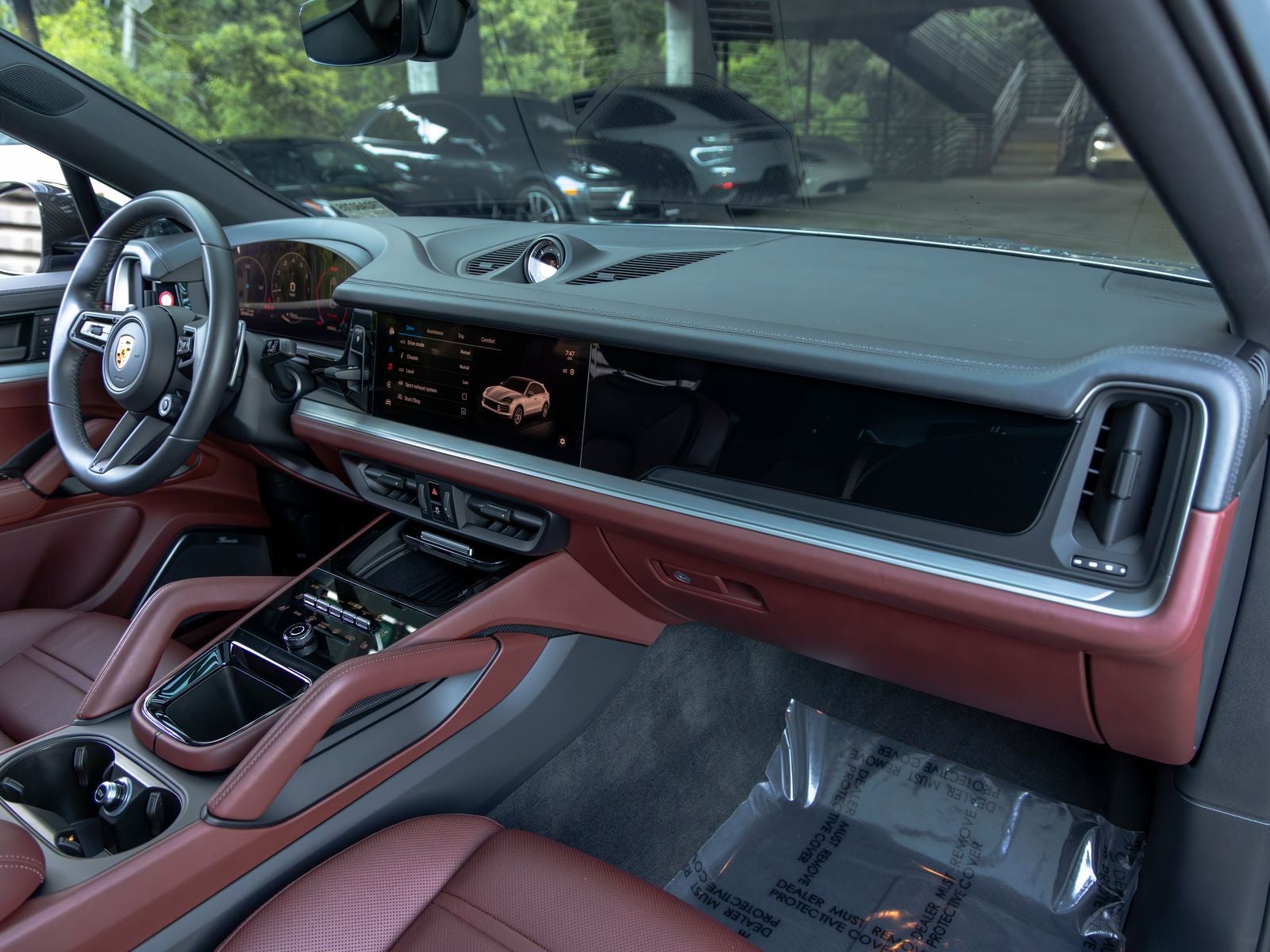 2024 Porsche Cayenne S Coupe