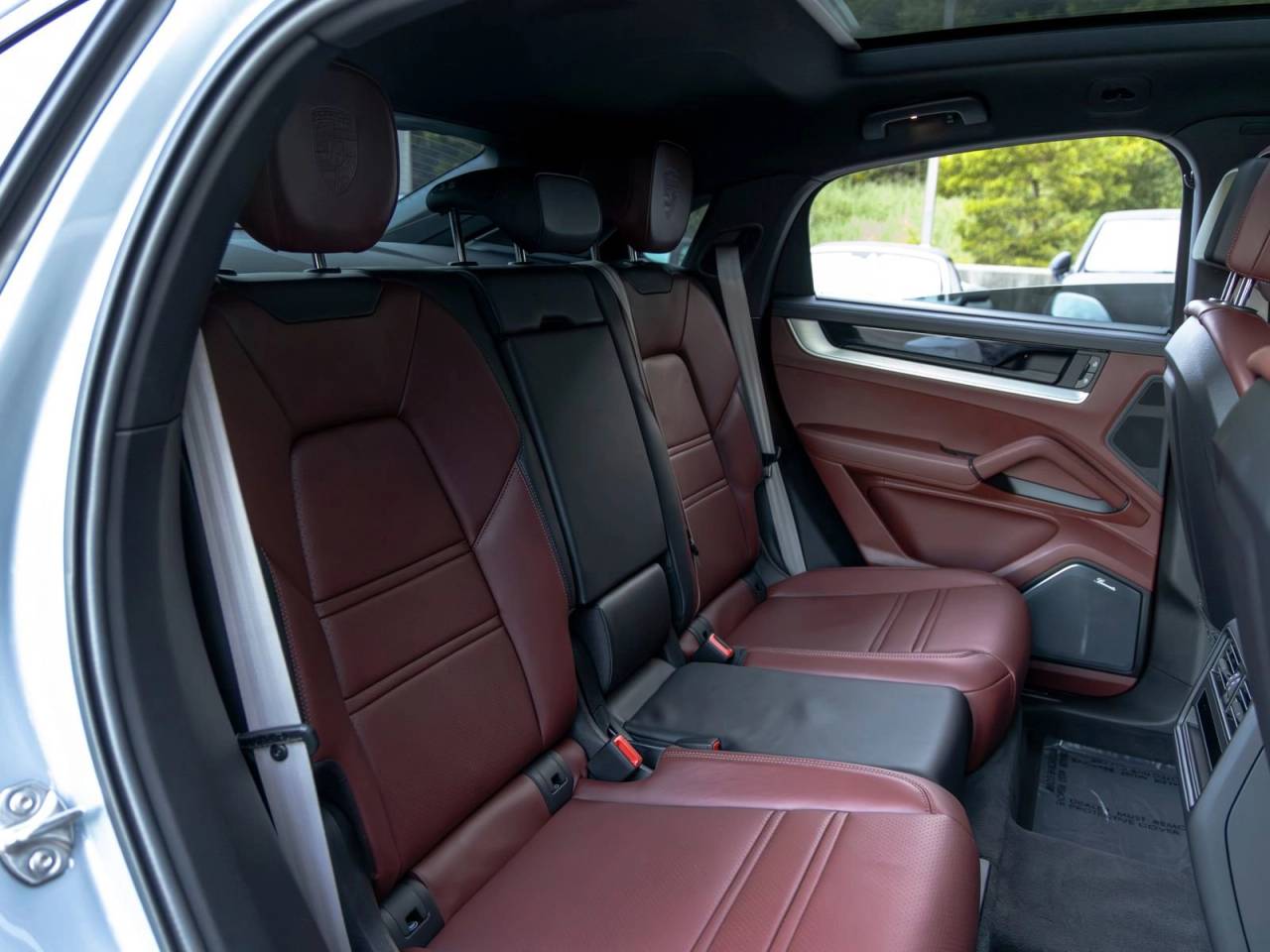 2024 Porsche Cayenne S Coupe