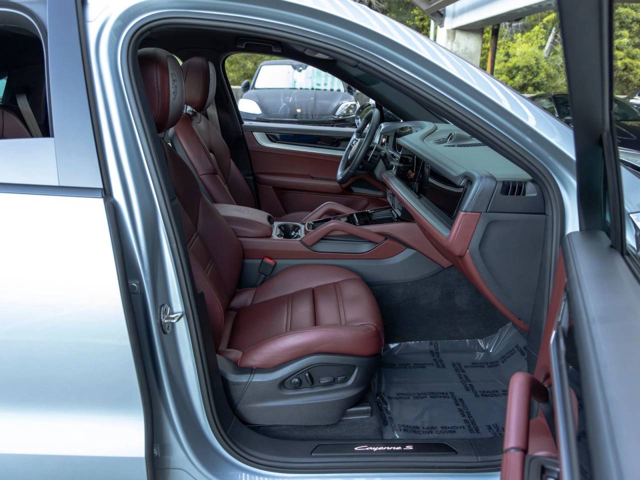 2024 Porsche Cayenne S Coupe