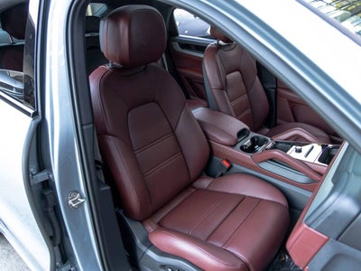 2024 Porsche Cayenne S Coupe