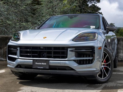 2024 Porsche Cayenne S Coupe