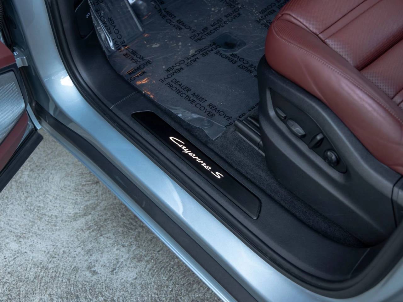 2024 Porsche Cayenne S Coupe