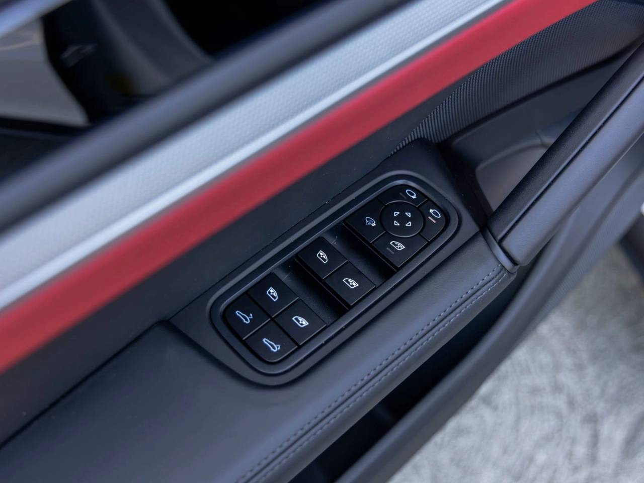 2026 Porsche Cayenne S Coupe