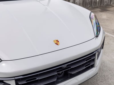 2024 Porsche Cayenne S Coupe