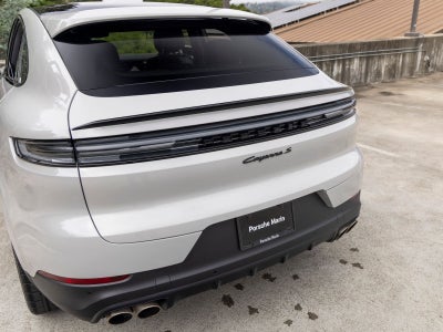 2024 Porsche Cayenne S Coupe