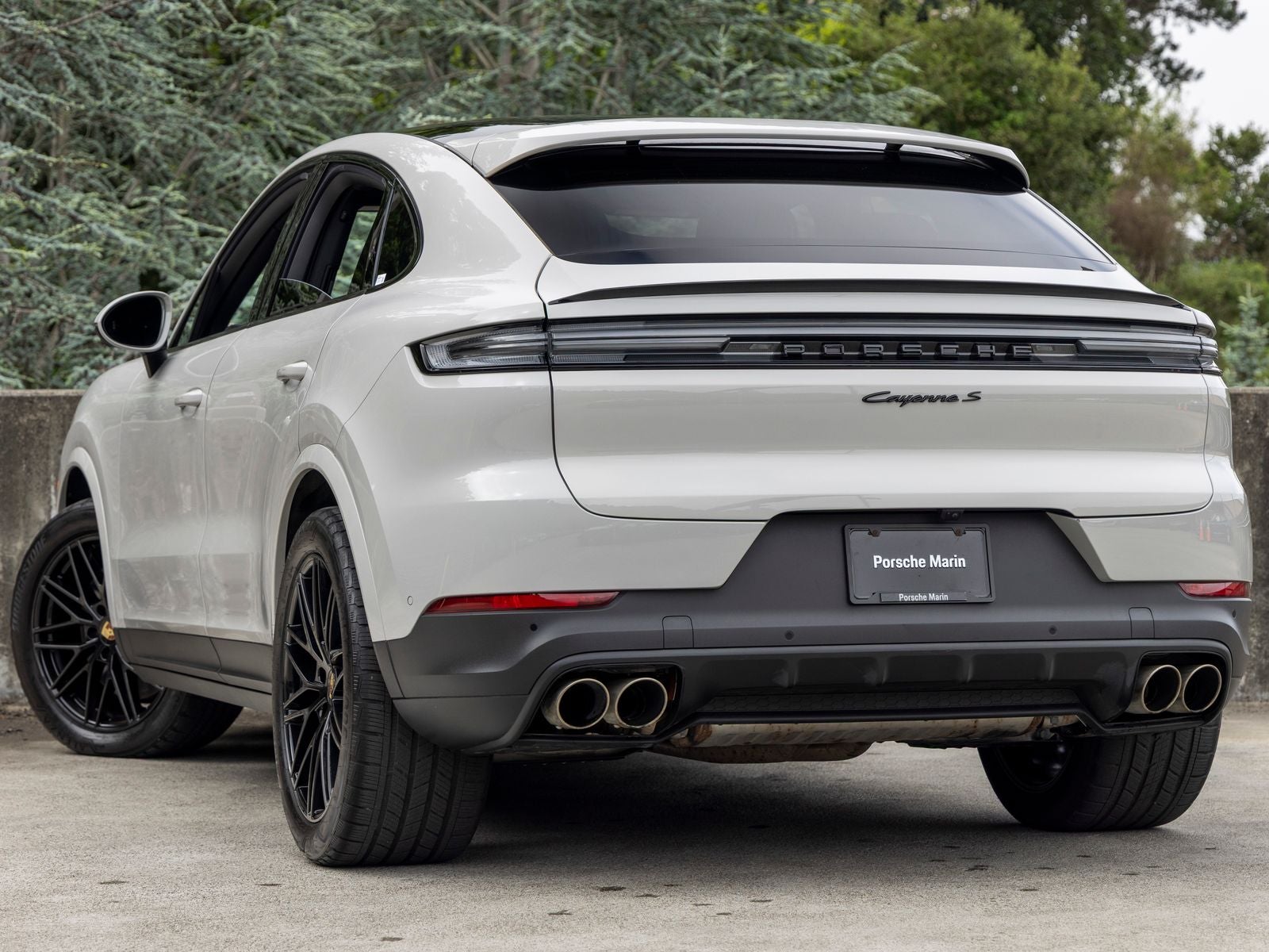 2024 Porsche Cayenne S Coupe