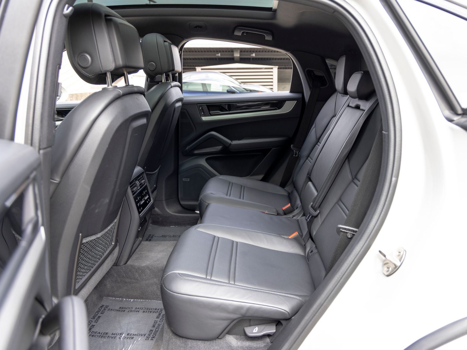 2024 Porsche Cayenne S Coupe