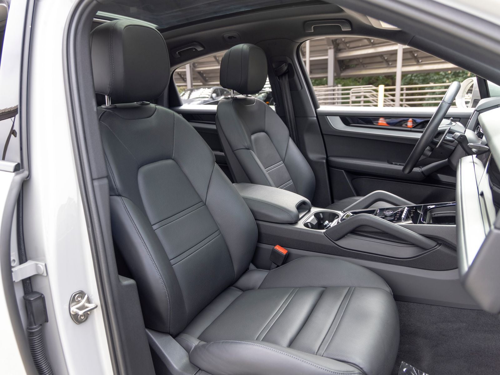 2024 Porsche Cayenne S Coupe
