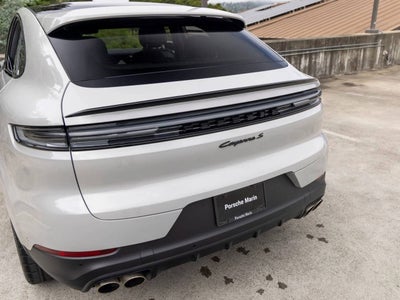 2024 Porsche Cayenne S Coupe