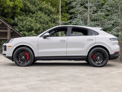 2024 Porsche Cayenne S Coupe