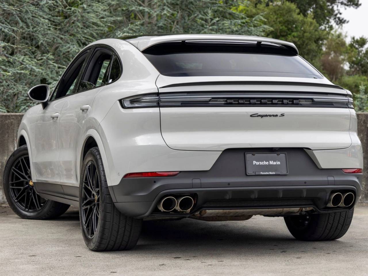 2024 Porsche Cayenne S Coupe
