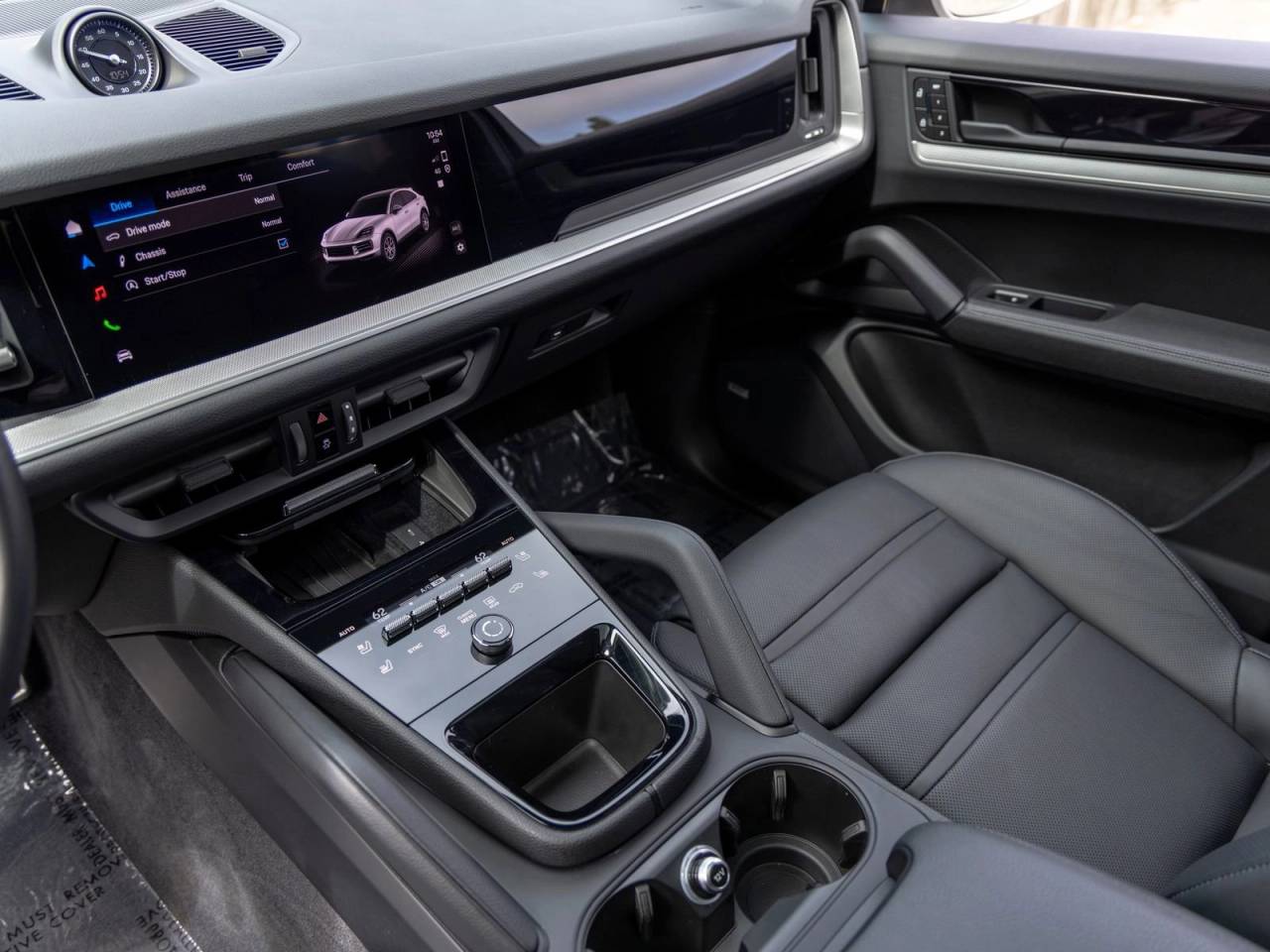 2024 Porsche Cayenne S Coupe
