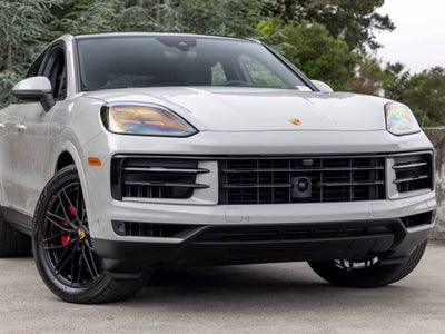 2024 Porsche Cayenne S Coupe