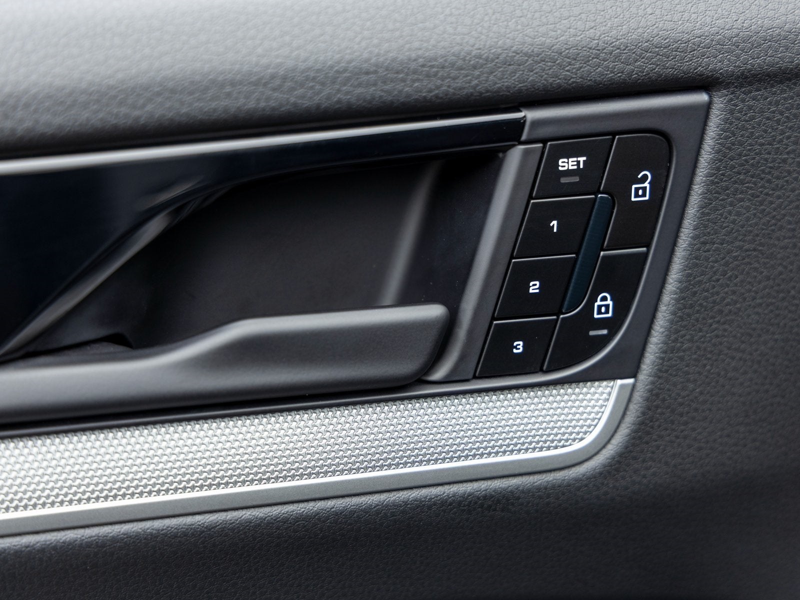 2025 Porsche Cayenne Cayenne S Coupe