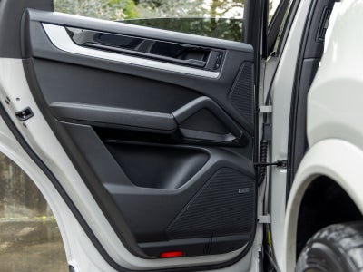 2025 Porsche Cayenne Cayenne S Coupe