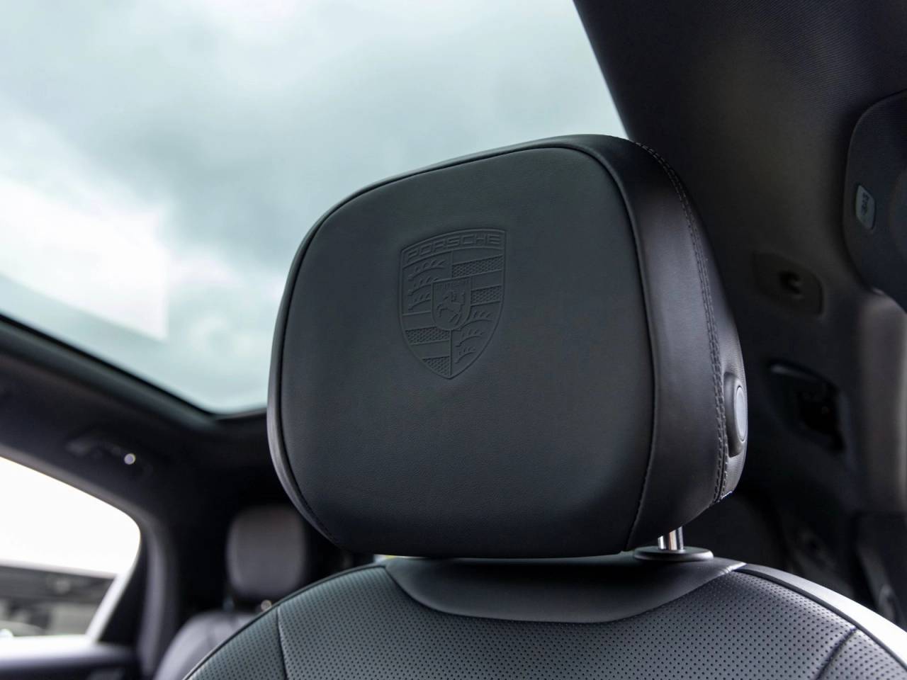 2025 Porsche Cayenne Cayenne S Coupe