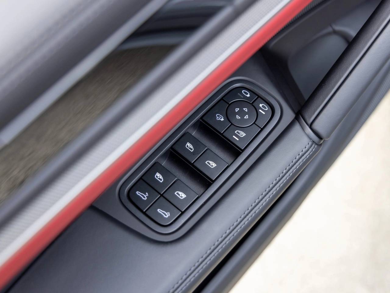 2026 Porsche Cayenne Cayenne S Coupe