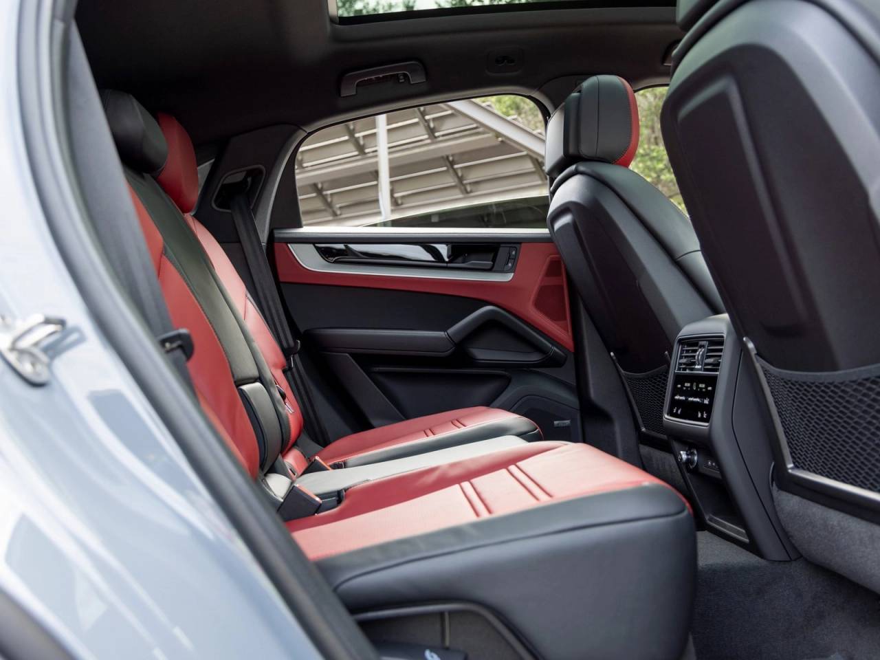 2026 Porsche Cayenne Cayenne S Coupe