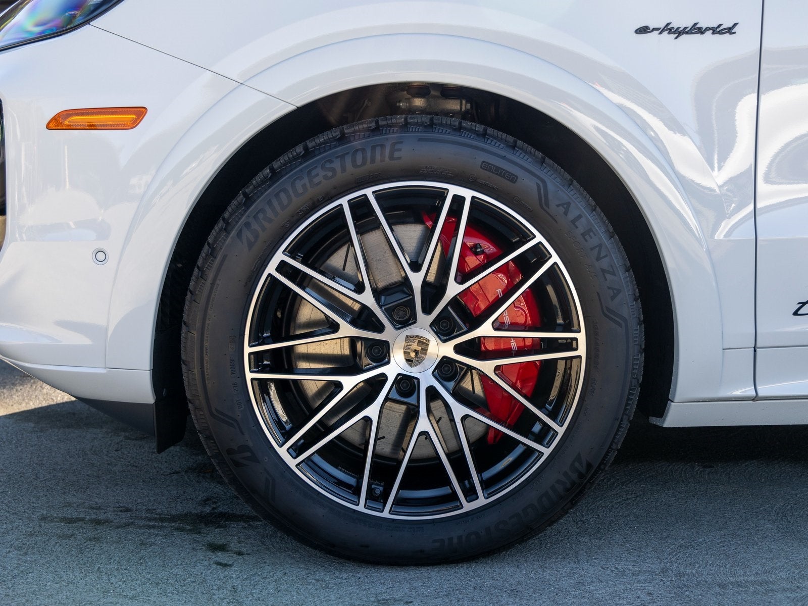 2025 Porsche Cayenne Cayenne Turbo E-Hybrid Coupe