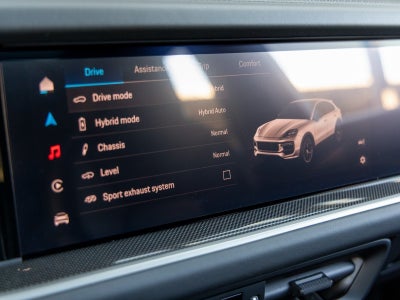 2025 Porsche Cayenne Cayenne Turbo E-Hybrid Coupe