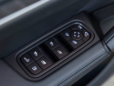 2025 Porsche Cayenne Cayenne Turbo E-Hybrid Coupe