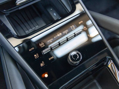 2025 Porsche Cayenne Cayenne Turbo E-Hybrid Coupe