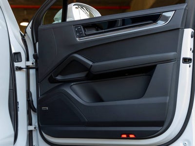 2025 Porsche Cayenne Cayenne Turbo E-Hybrid Coupe