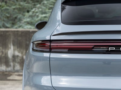 2026 Porsche Cayenne S E-Hybrid Coupe