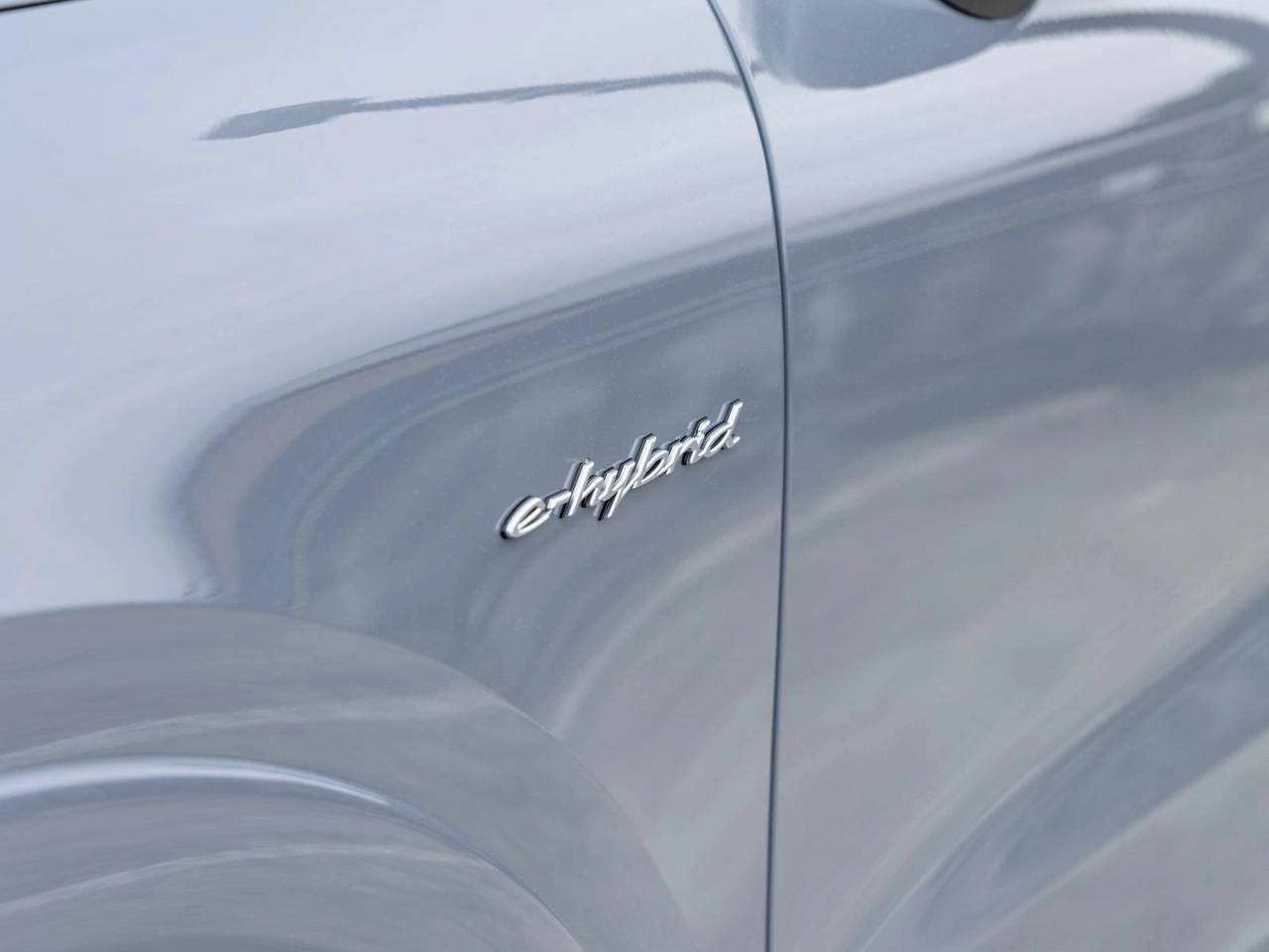 2026 Porsche Cayenne S E-Hybrid Coupe