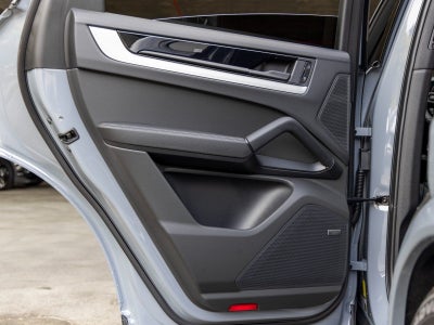 2026 Porsche Cayenne Cayenne S E-Hybrid Coupe