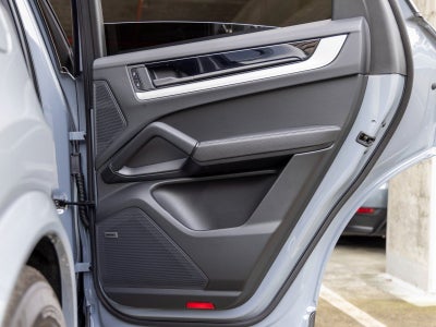 2026 Porsche Cayenne Cayenne S E-Hybrid Coupe