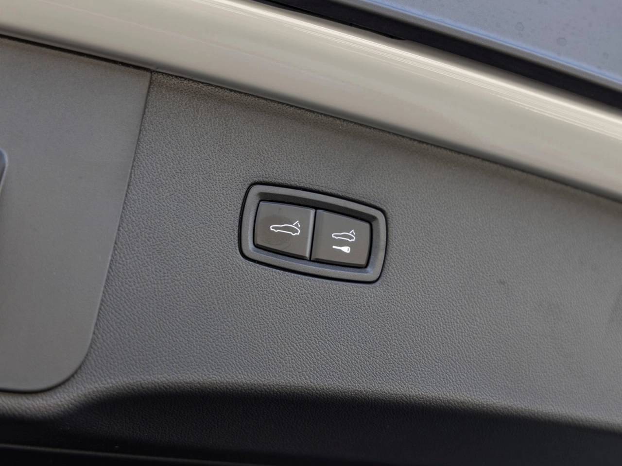2026 Porsche Cayenne Cayenne S E-Hybrid Coupe