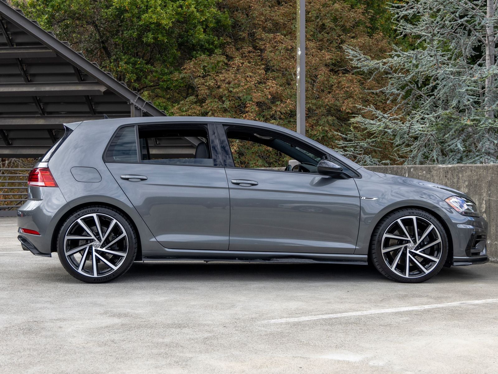 2018 Volkswagen Golf R DCC & Navigation 4Motion