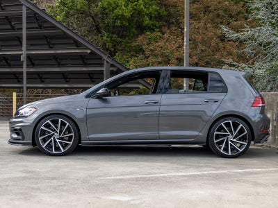 2018 Volkswagen Golf R DCC & Navigation 4Motion