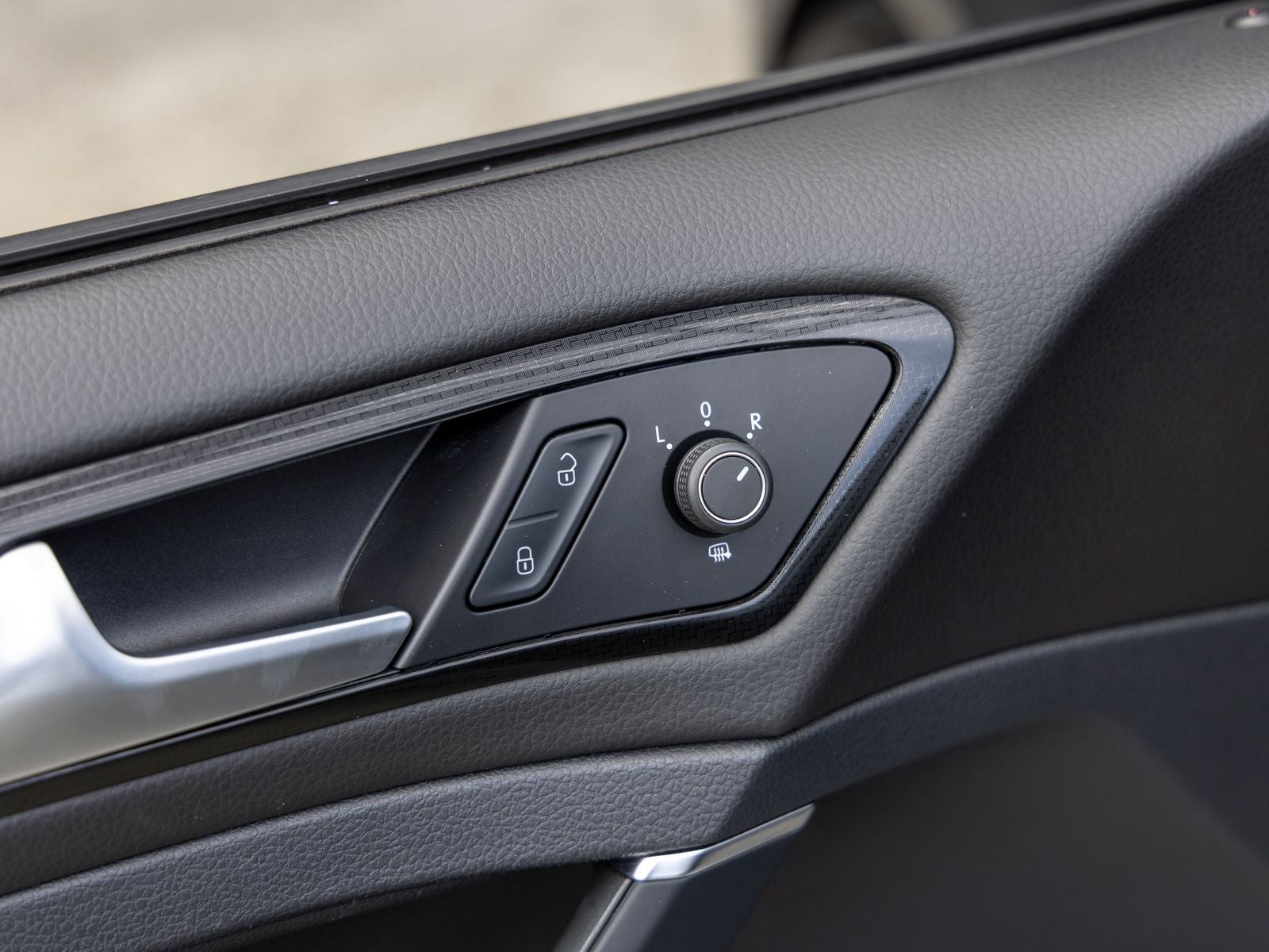 2018 Volkswagen Golf R DCC & Navigation 4Motion