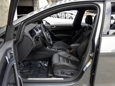 2018 Volkswagen Golf R DCC & Navigation 4Motion