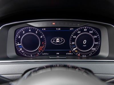 2018 Volkswagen Golf R DCC & Navigation 4Motion
