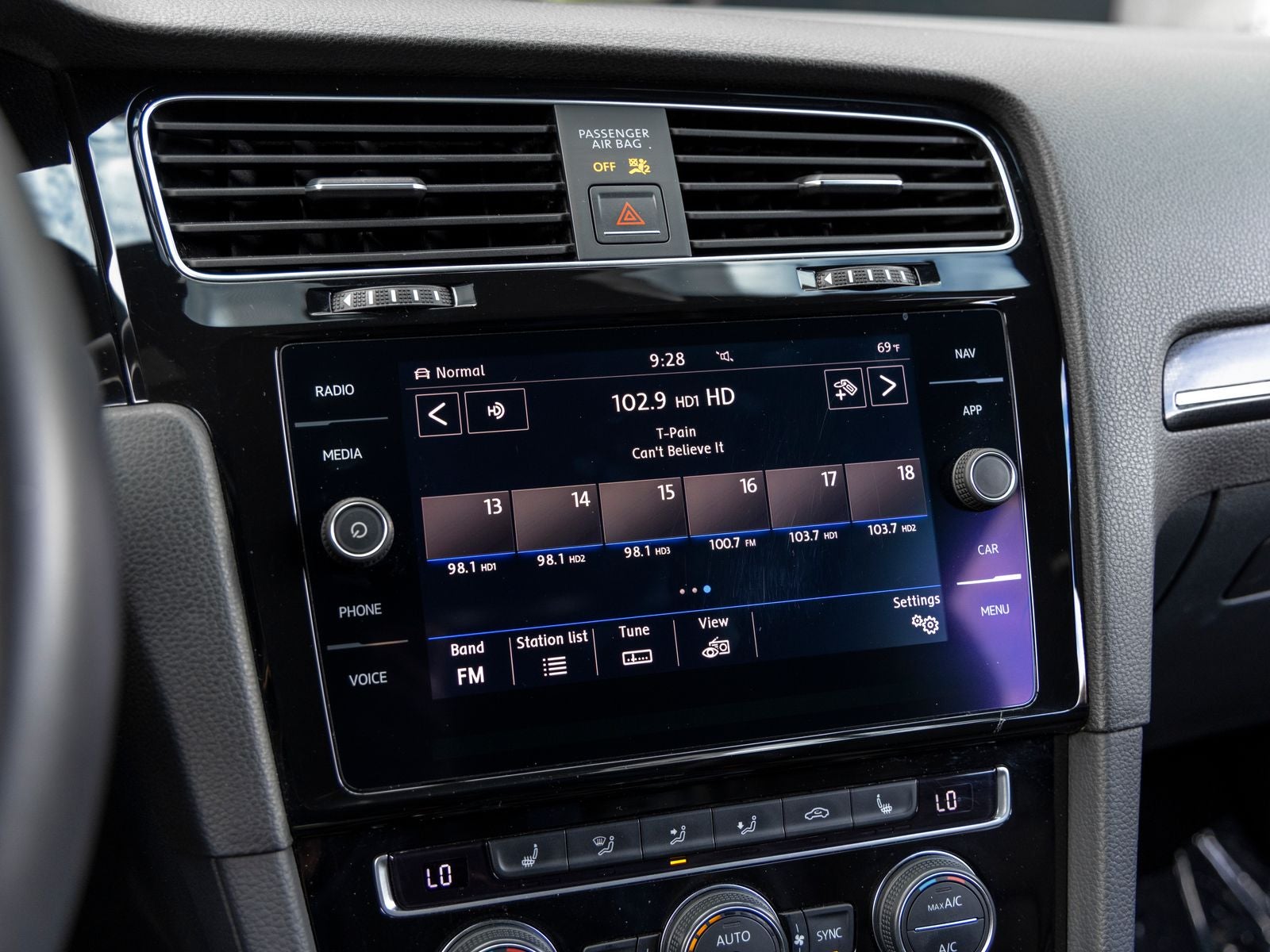 2018 Volkswagen Golf R DCC & Navigation 4Motion
