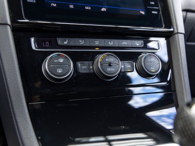 2018 Volkswagen Golf R DCC & Navigation 4Motion