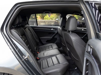 2018 Volkswagen Golf R DCC & Navigation 4Motion