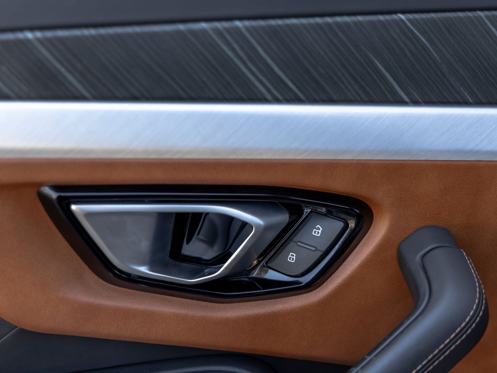 2019 Lamborghini Urus Base
