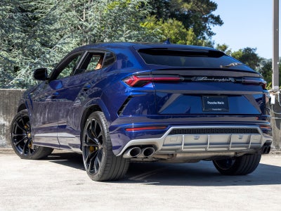 2019 Lamborghini Urus Base