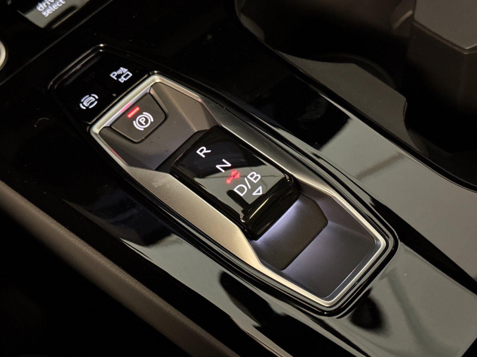 2027 Audi Q6 e-tron Premium