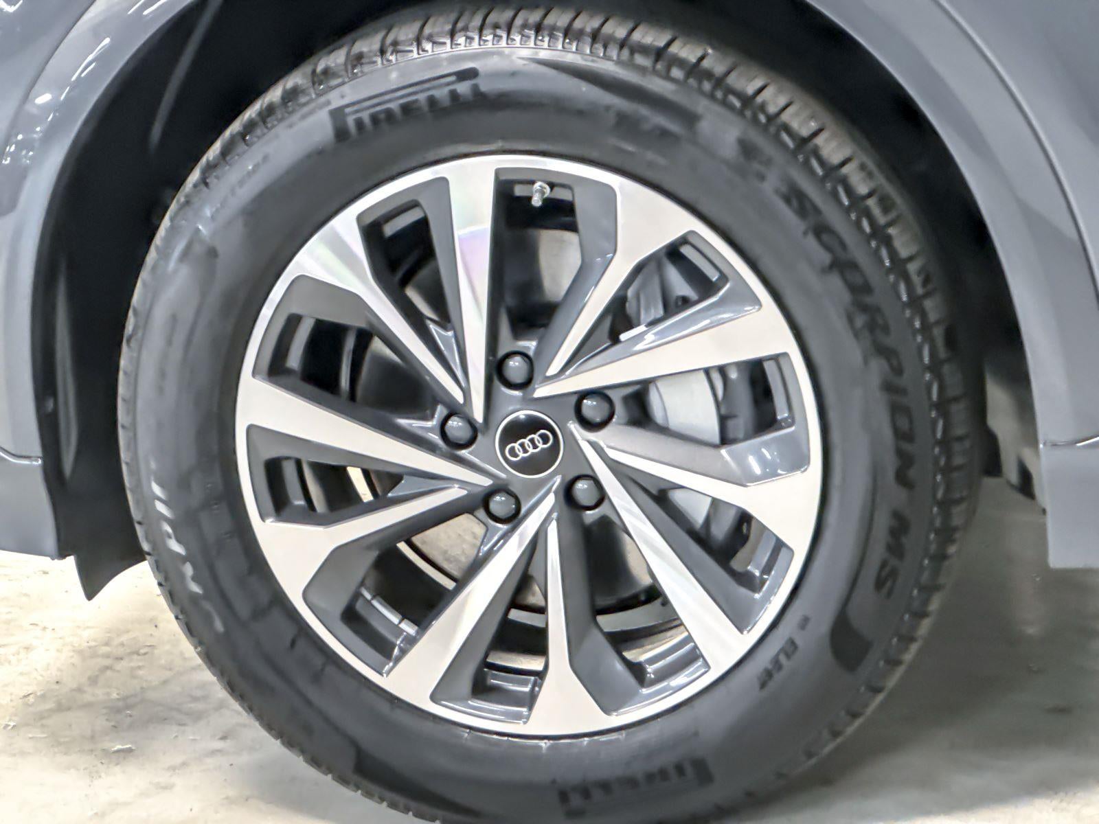 2027 Audi Q6 e-tron Premium