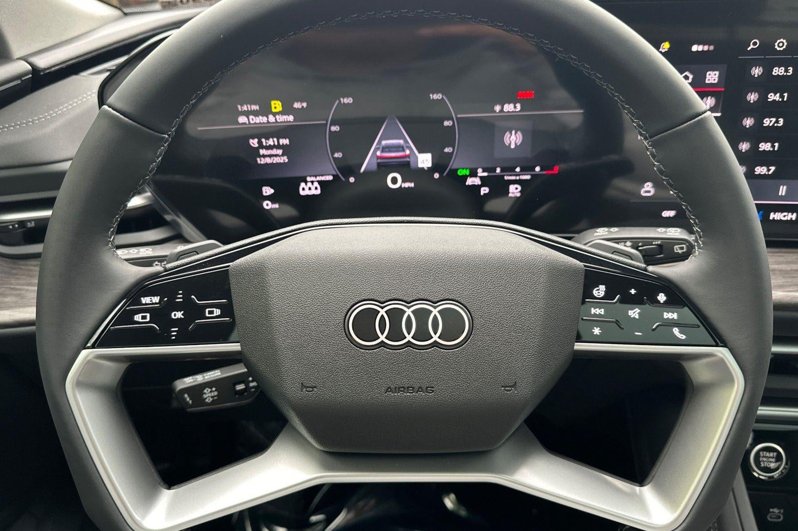 2025 Audi Q5 Premium