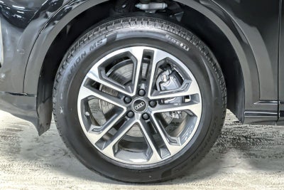 2025 Audi Q5 Premium