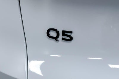 2025 Audi Q5 Premium